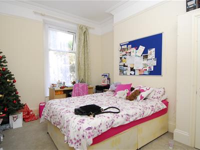 Picture 4